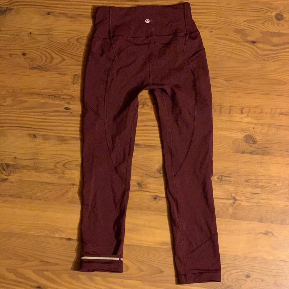 Lululemon All the right places crop